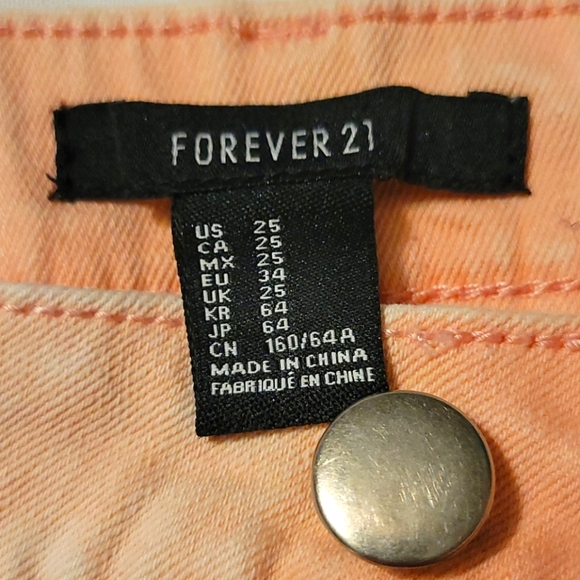 NWOT Forever 21 Acid Washed Denim Shorts - Picture 6 of 16